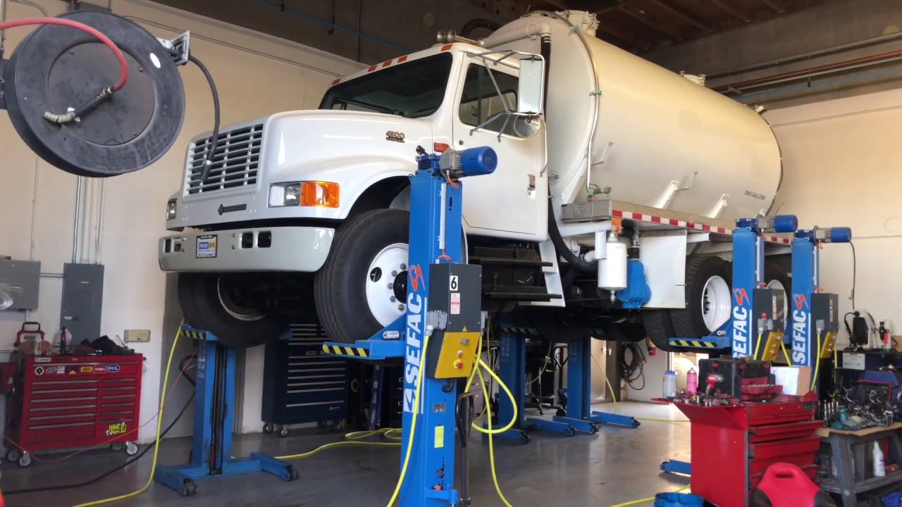 Cầu nâng 4 trụ độc lập Sefac PMX412065