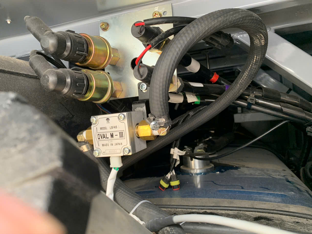 Thiết bị đo lượng tiêu hao nhiên liệu BANZAI FC-9535F