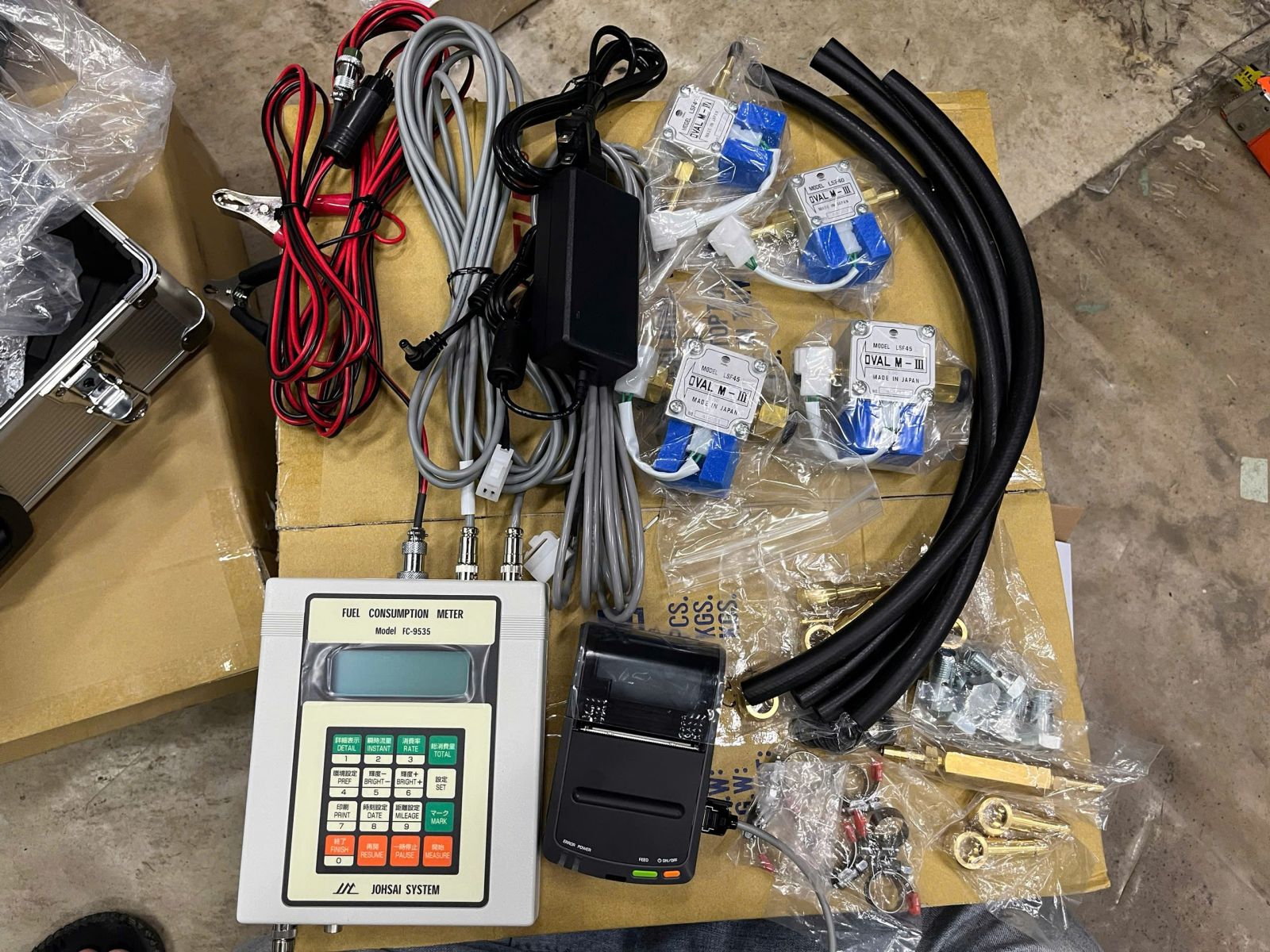 Thiết bị đo lượng tiêu hao nhiên liệu BANZAI FC-9535F