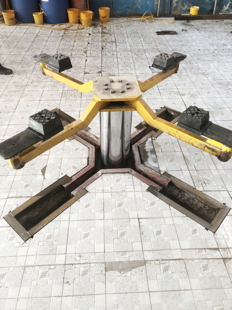 Cầu nâng 1 trụ rửa xe kiểu chữ X âm nền VIMET VLWS3500